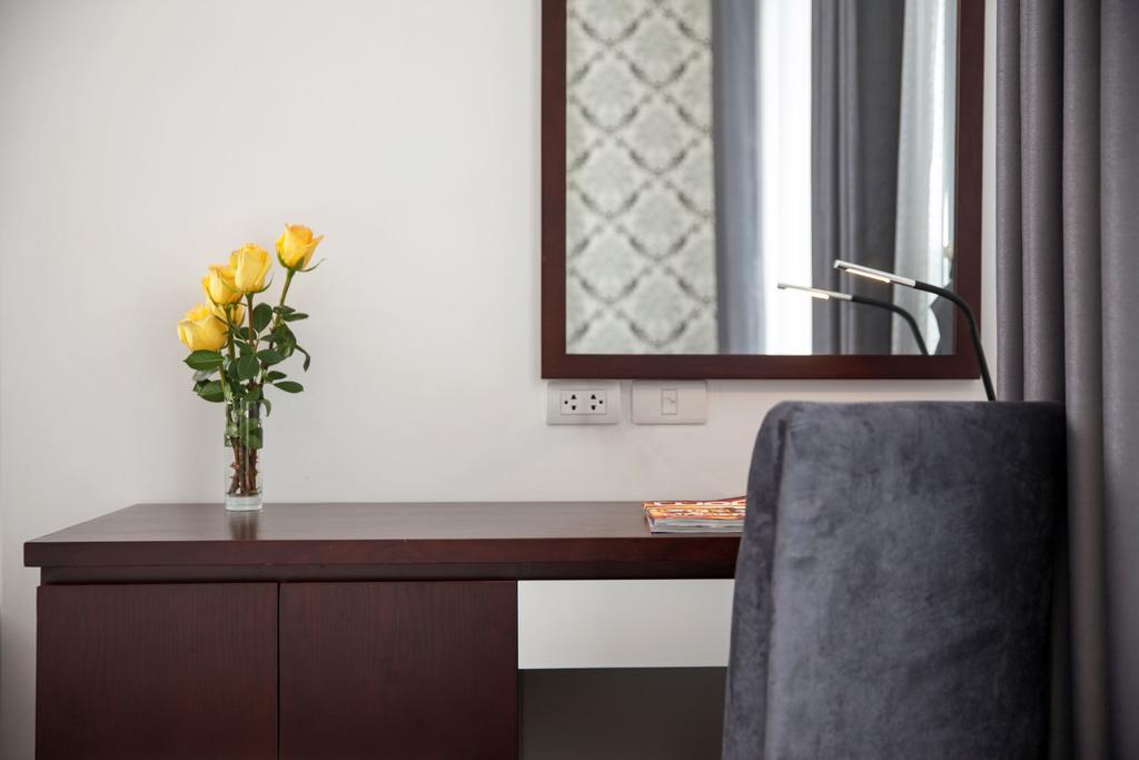 Skyline Hanoi Hotel Екстериор снимка